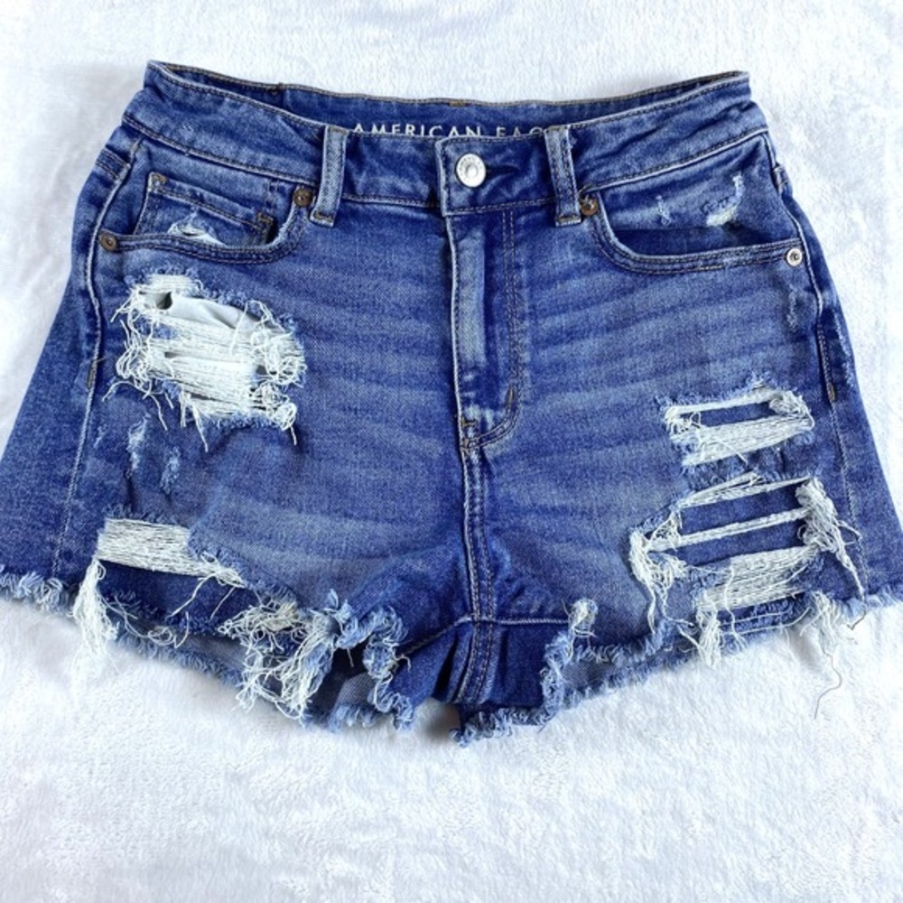 American Eagle Denim Jean‎ Mom Shorts Women Sz 4 Medium Wash Distressed